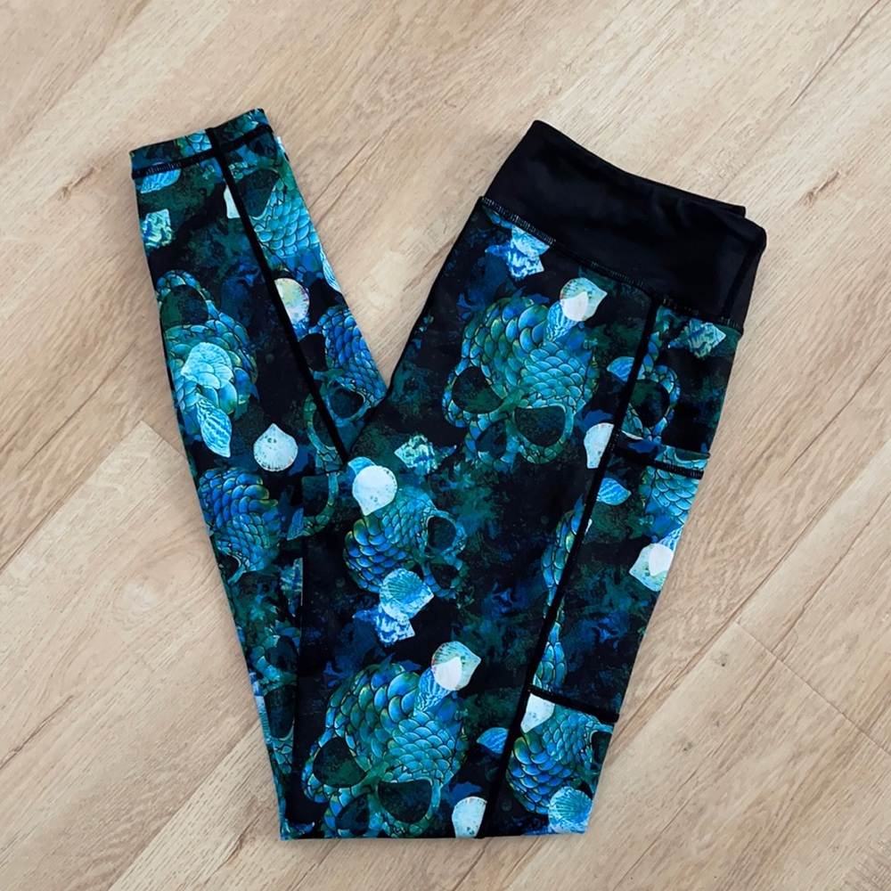 Mermaid skulls.